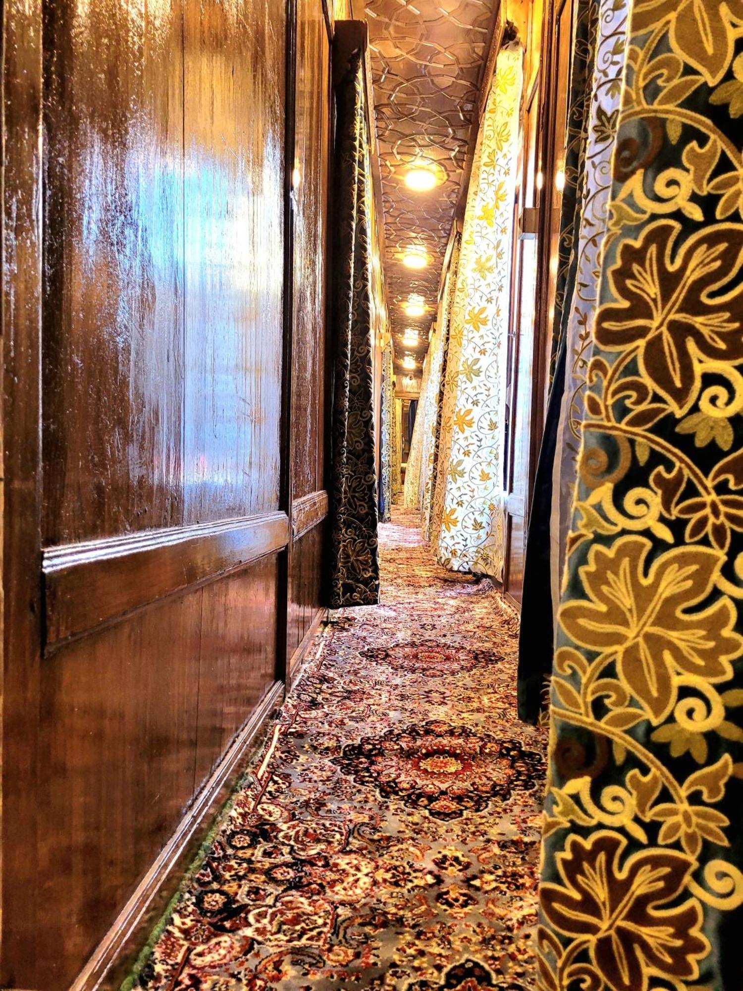 Aziz Palace Group Of Houseboats Srīnagar Extérieur photo