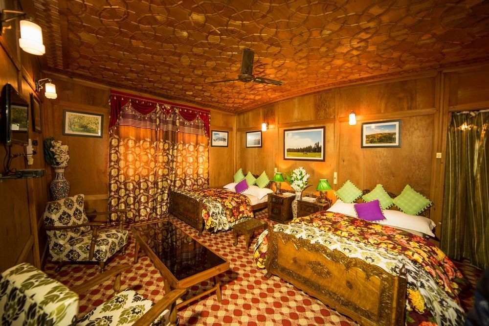 Aziz Palace Group Of Houseboats Srīnagar Extérieur photo