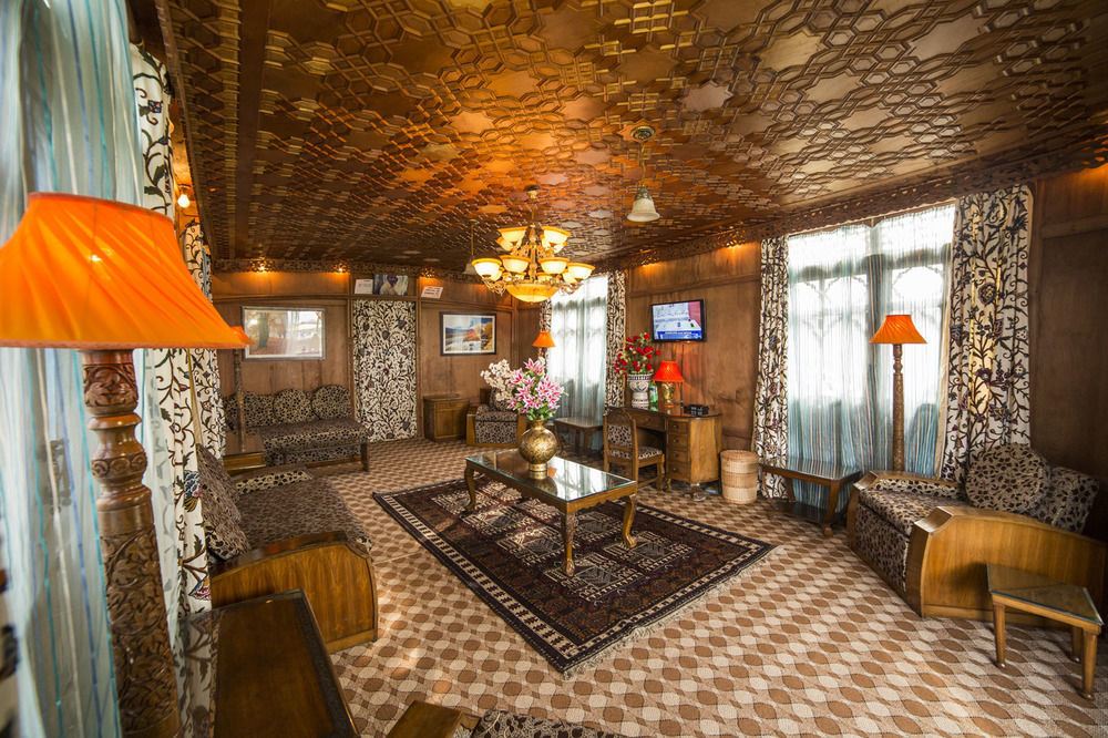 Aziz Palace Group Of Houseboats Srīnagar Extérieur photo